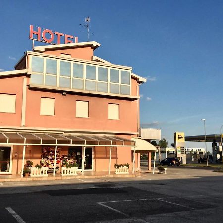 Hotel Trieste San Giórgio di Nogaro Extérieur photo